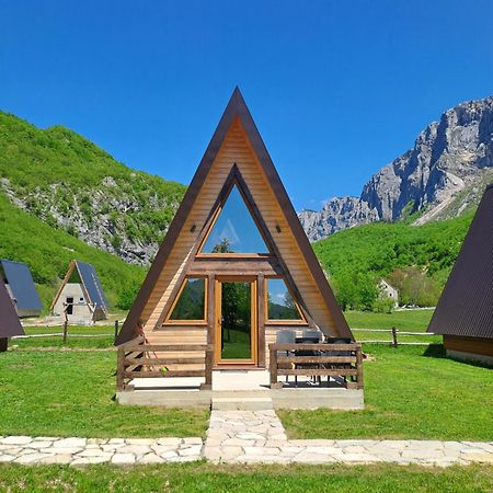 Wooden Cottages Konak Savnik Extérieur photo
