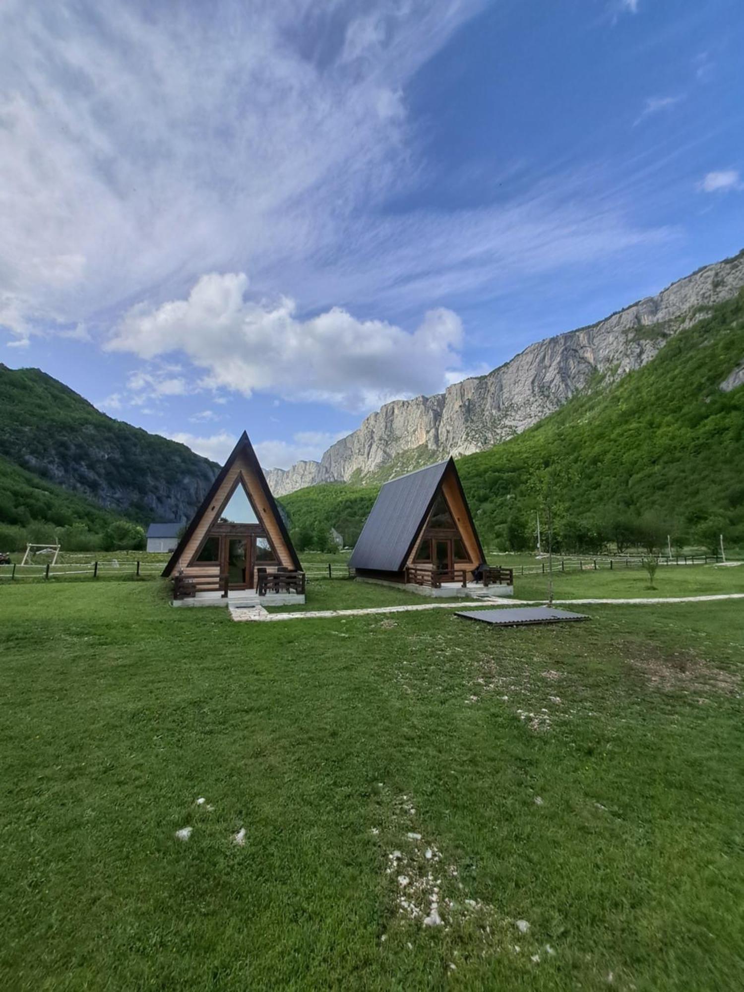 Wooden Cottages Konak Savnik Extérieur photo