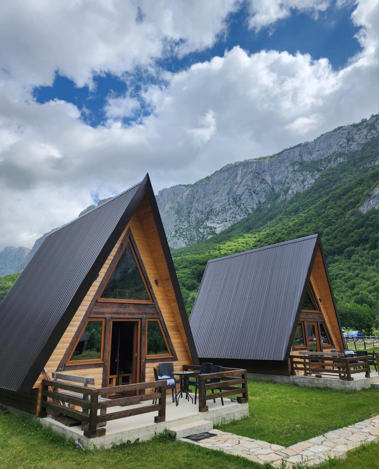 Wooden Cottages Konak Savnik Extérieur photo