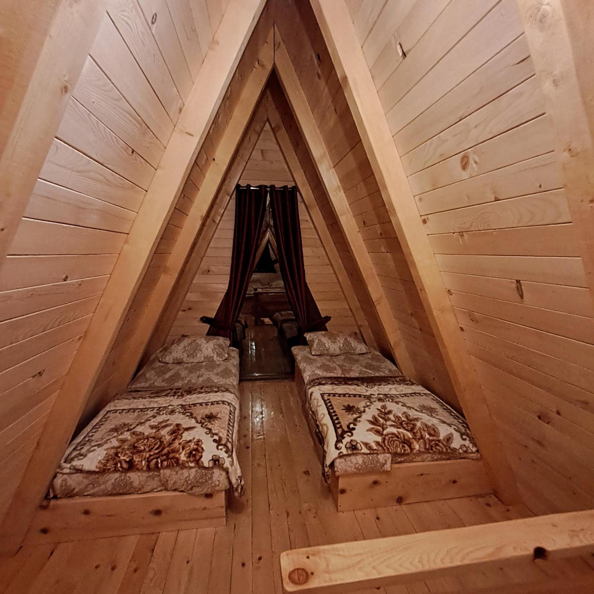 Wooden Cottages Konak Savnik Extérieur photo