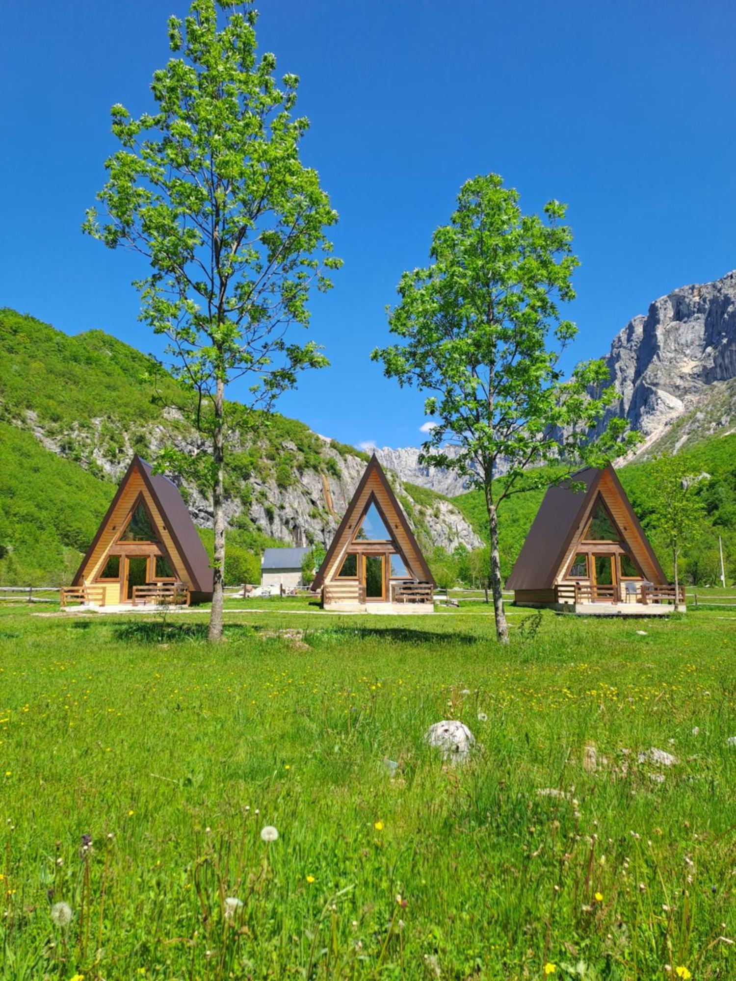 Wooden Cottages Konak Savnik Extérieur photo